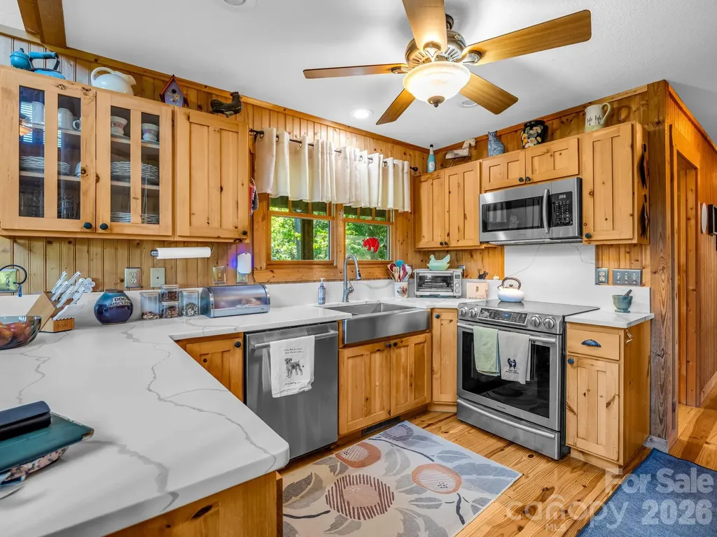301 Peaks Drive Lake Lure NC 28746