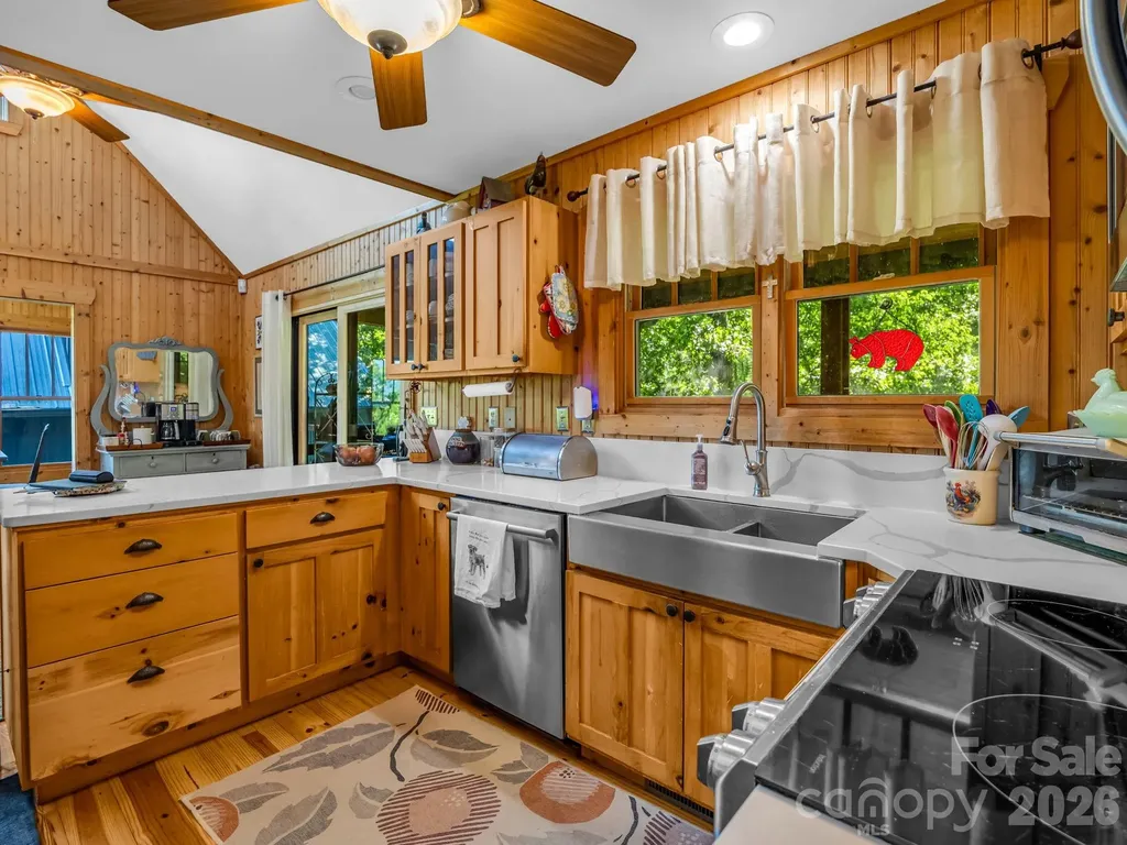 301 Peaks Drive Lake Lure NC 28746