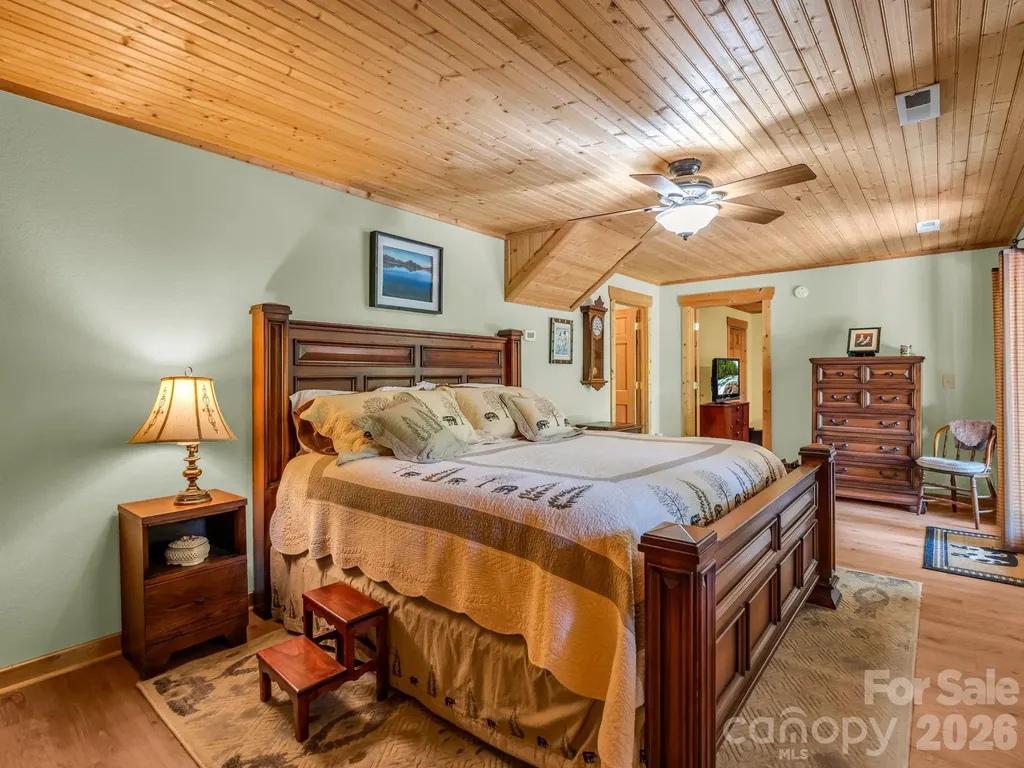 301 Peaks Drive Lake Lure NC 28746