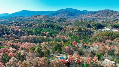 301 Peaks Drive Lake Lure NC 28746