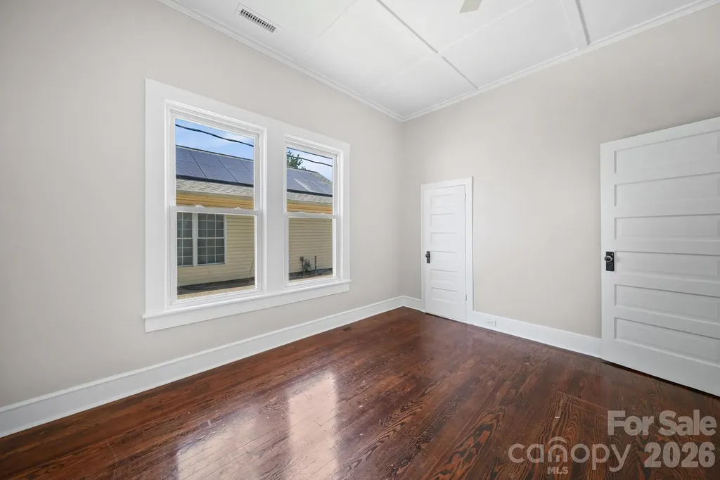 204 S East Avenue Kannapolis NC 28083