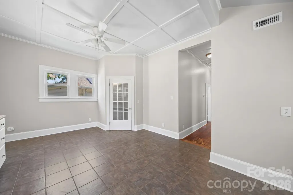 204 S East Avenue Kannapolis NC 28083