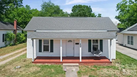204 S East Avenue Kannapolis NC 28083