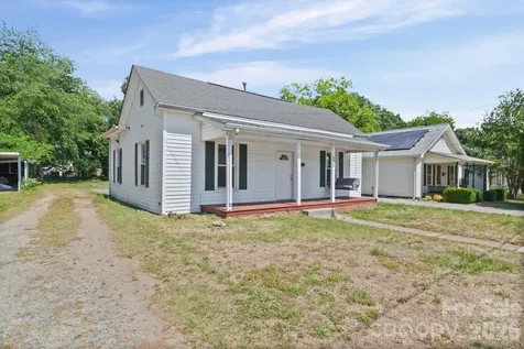 204 S East Avenue Kannapolis NC 28083