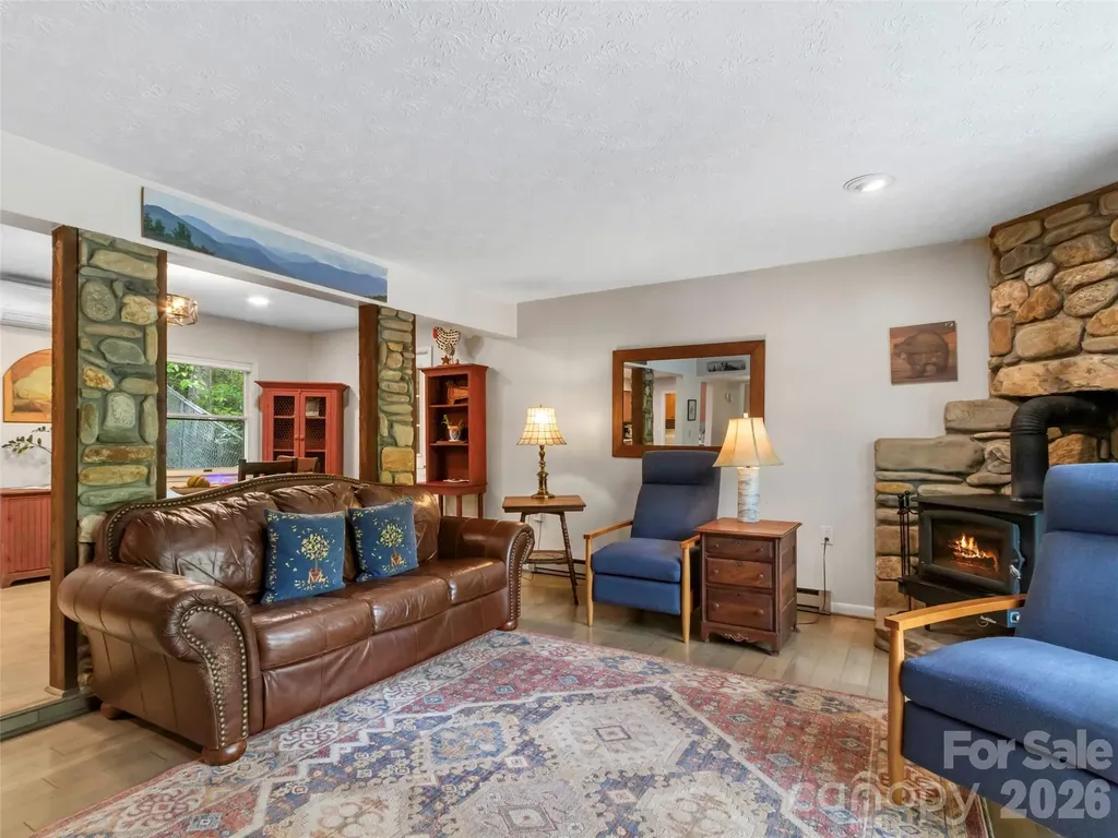 597 Sweetwater Ridge Road Burnsville NC 28714