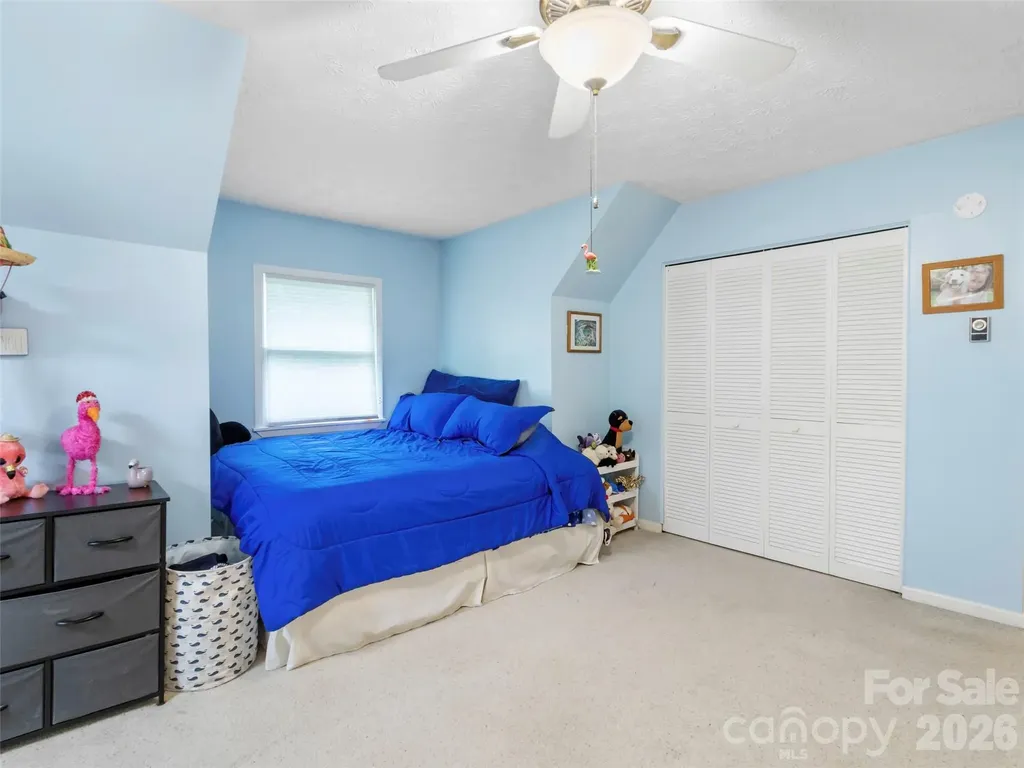 597 Sweetwater Ridge Road Burnsville NC 28714