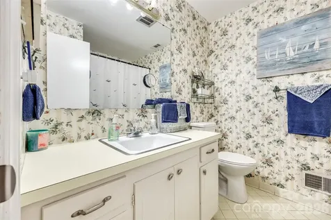 1325 Bucknell Avenue Gastonia NC 28054