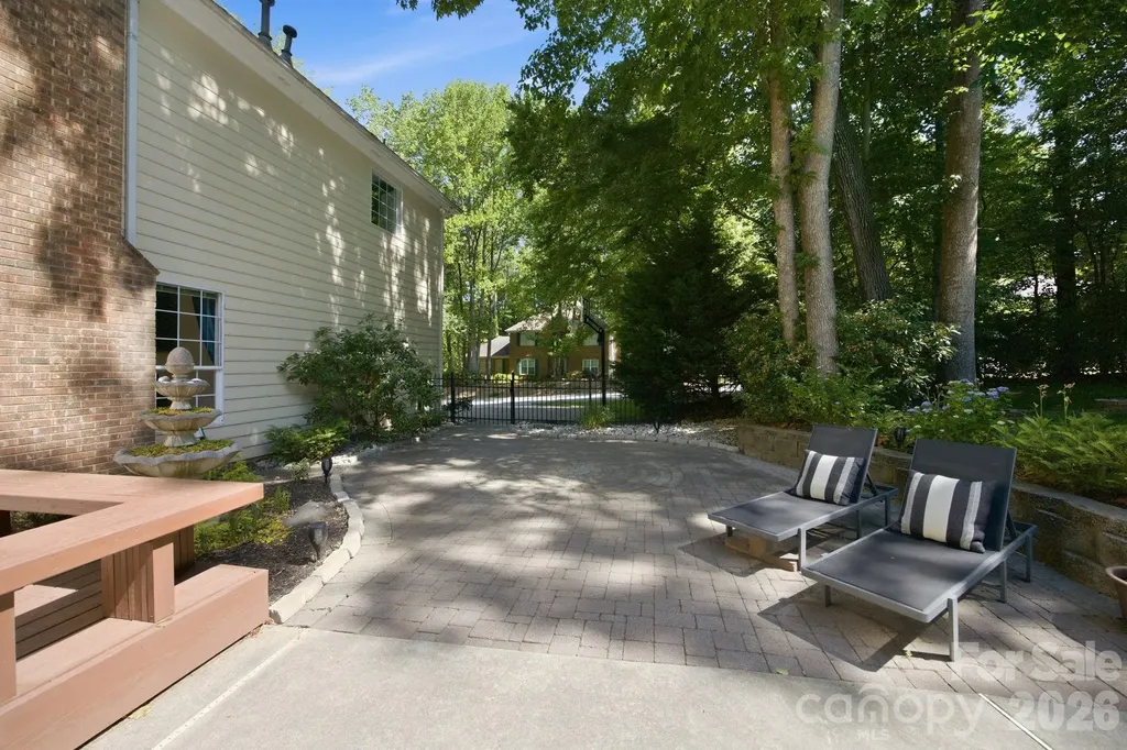 1332 Timberlane Terrace Mooresville NC 28115