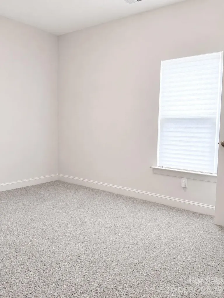 1418 Azalea Avenue Kannapolis NC 28081