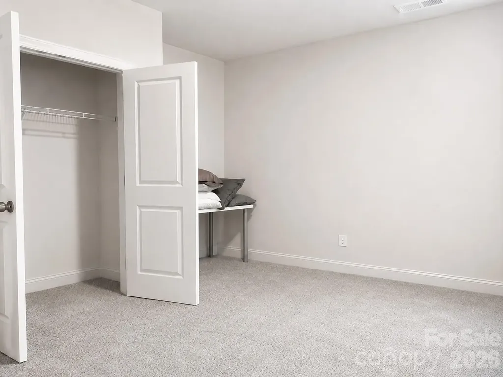 1418 Azalea Avenue Kannapolis NC 28081