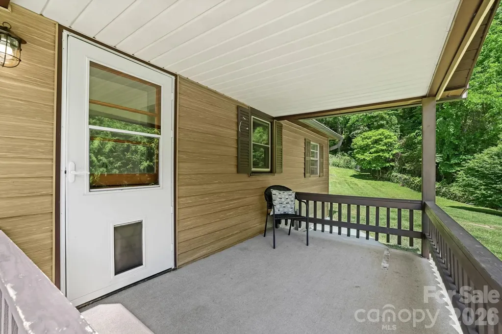 270 Slim Dillard Road Sylva NC 28779