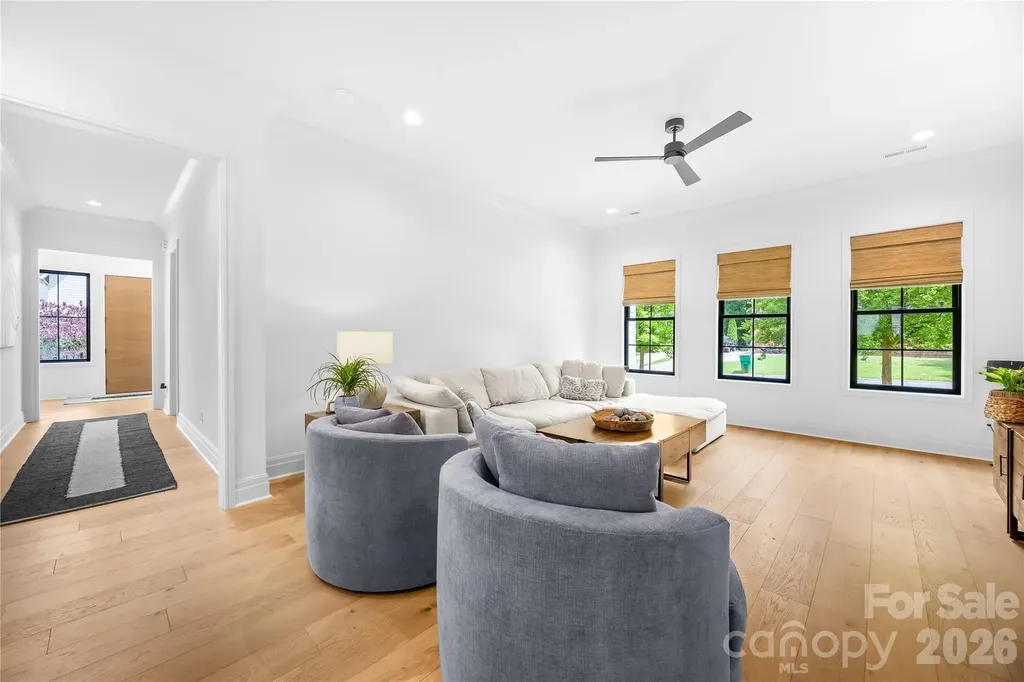 3856 Moultrie Street Charlotte NC 28209