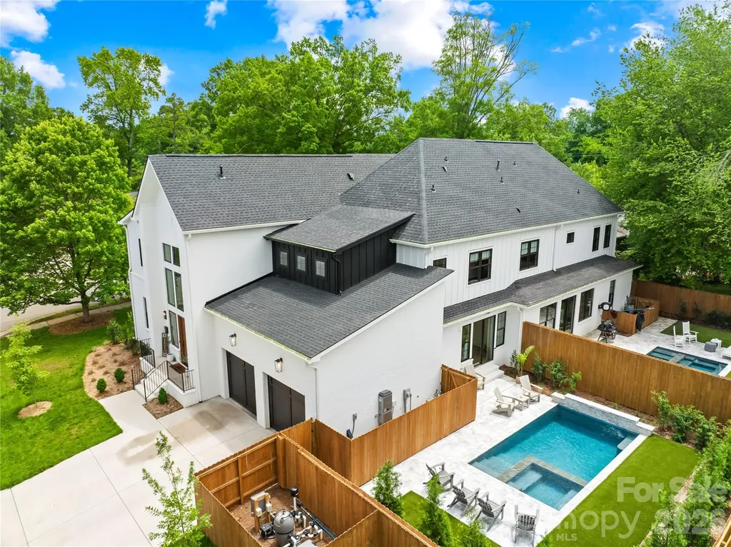 3856 Moultrie Street Charlotte NC 28209