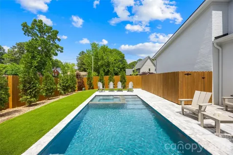 3856 Moultrie Street Charlotte NC 28209