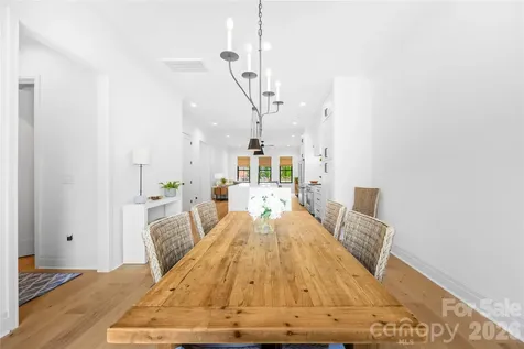 3856 Moultrie Street Charlotte NC 28209