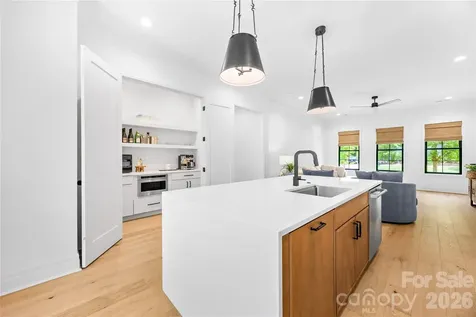 3856 Moultrie Street Charlotte NC 28209