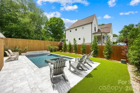 3856 Moultrie Street Charlotte NC 28209