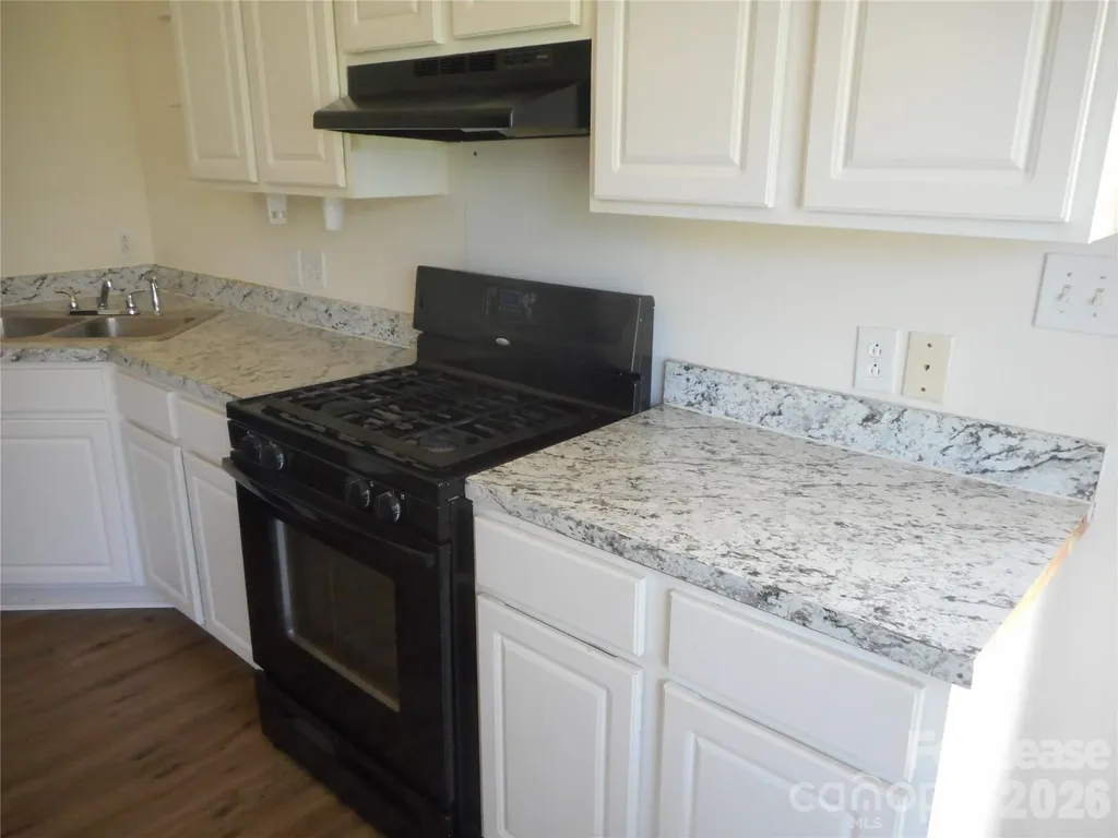5901 Meadow Hill Drive Charlotte NC 28212