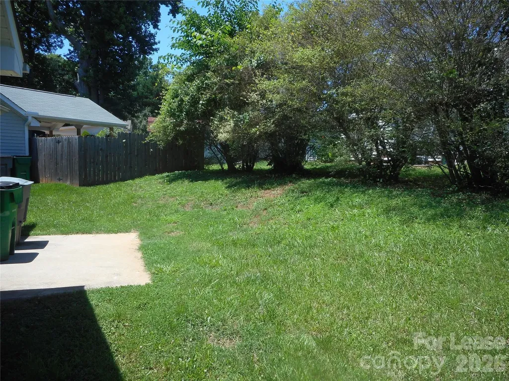 5901 Meadow Hill Drive Charlotte NC 28212