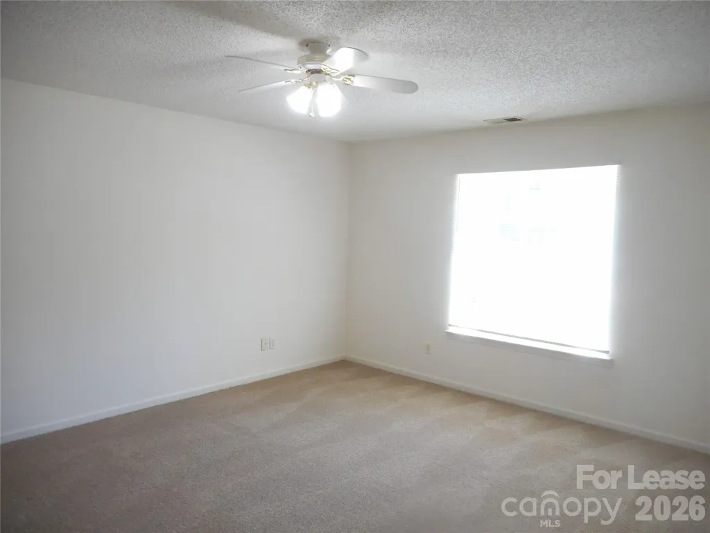 5901 Meadow Hill Drive Charlotte NC 28212