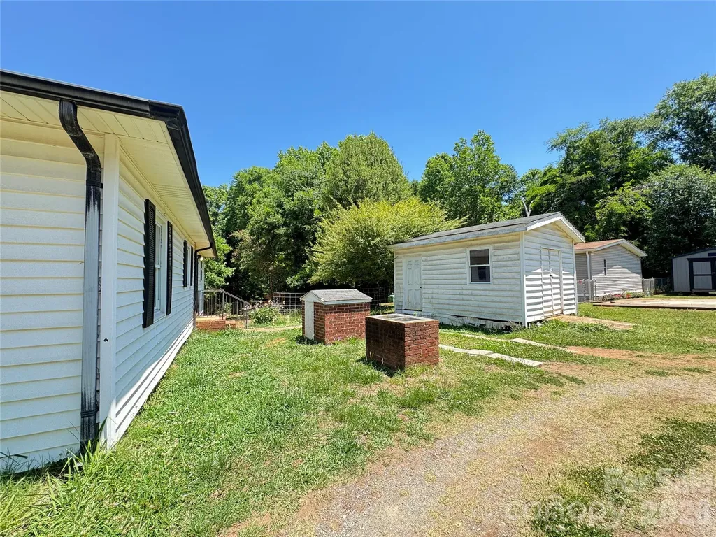 704 Morningside Drive Mount Holly NC 28120