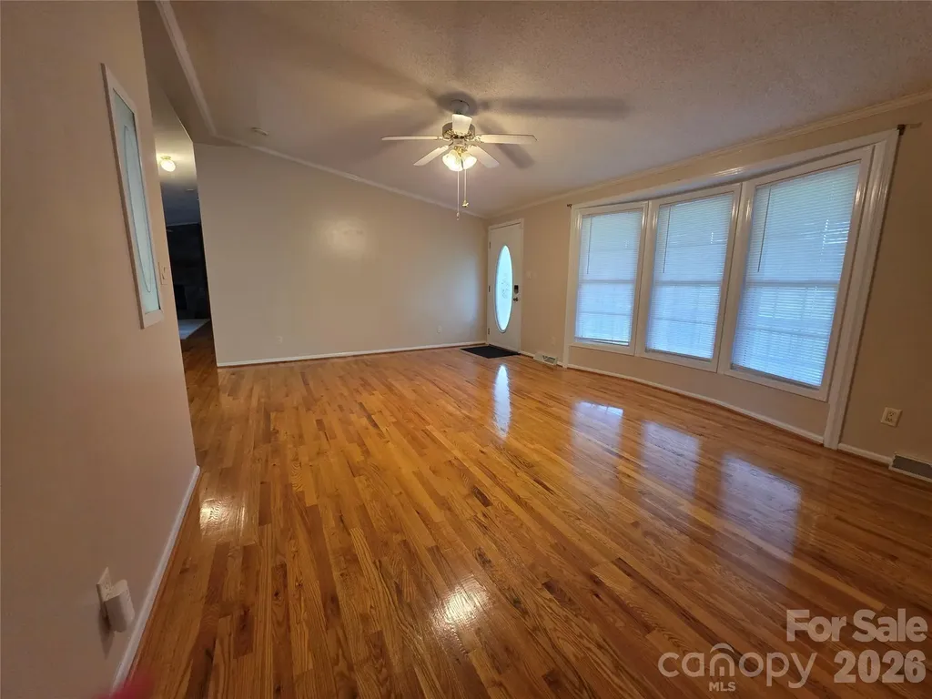 320 Huffstetler Lake Road Dallas NC 28034