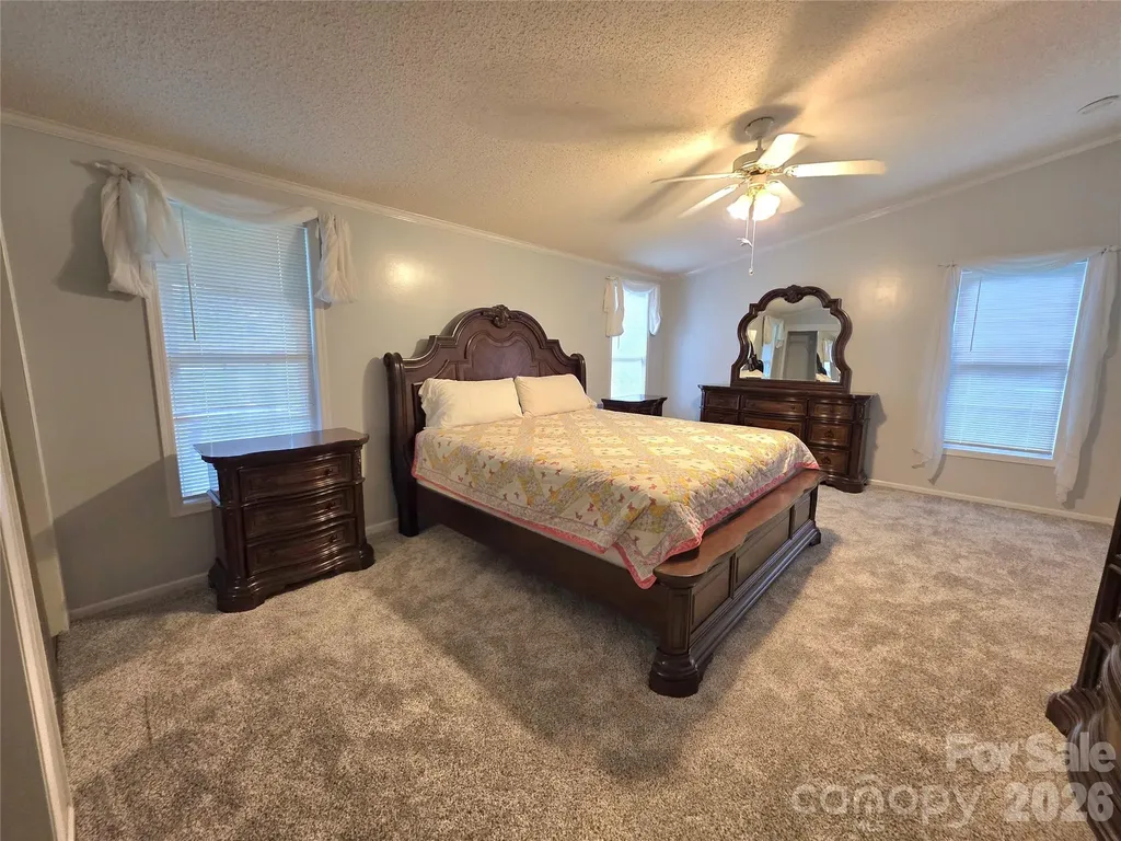 320 Huffstetler Lake Road Dallas NC 28034