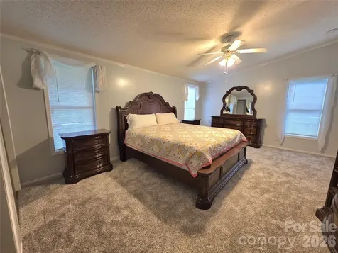 320 Huffstetler Lake Road Dallas NC 28034
