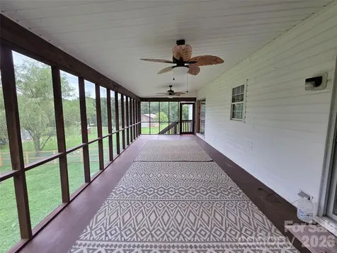 320 Huffstetler Lake Road Dallas NC 28034