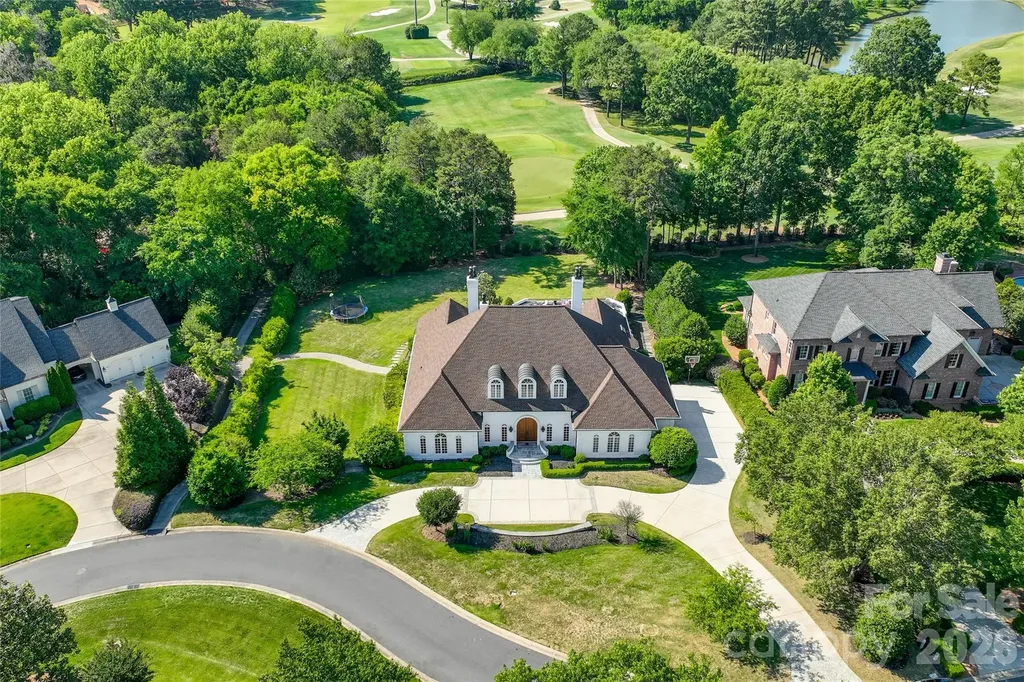 5400 Challisford Lane Charlotte NC 28226