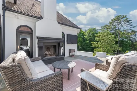5400 Challisford Lane Charlotte NC 28226