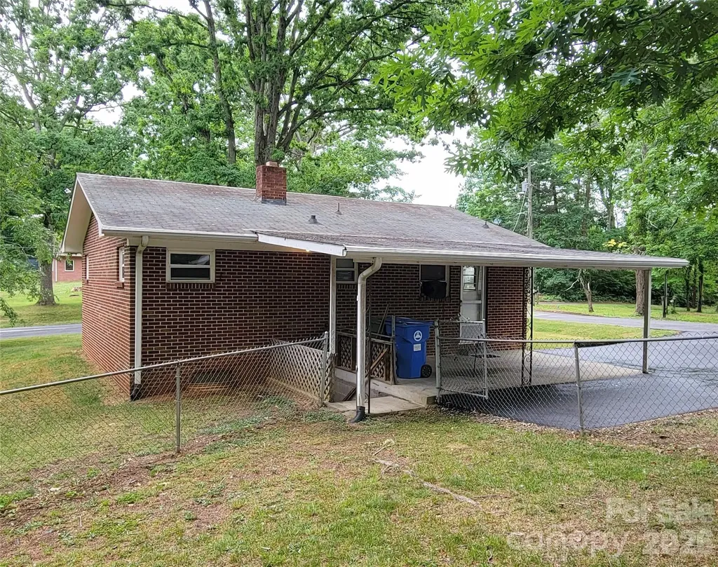 45 Browndale Road Asheville NC 28805