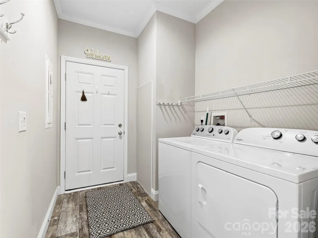 64 Drexel Road Hendersonville NC 28739
