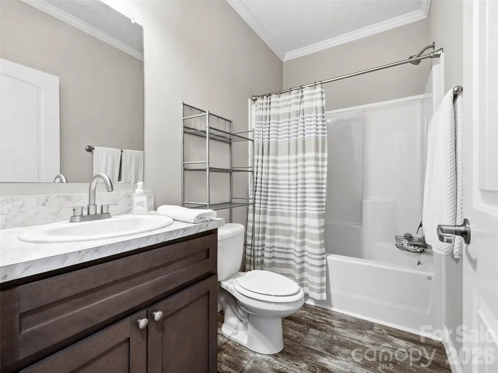 64 Drexel Road Hendersonville NC 28739