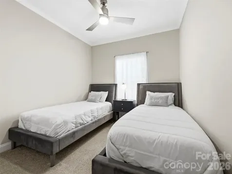 64 Drexel Road Hendersonville NC 28739