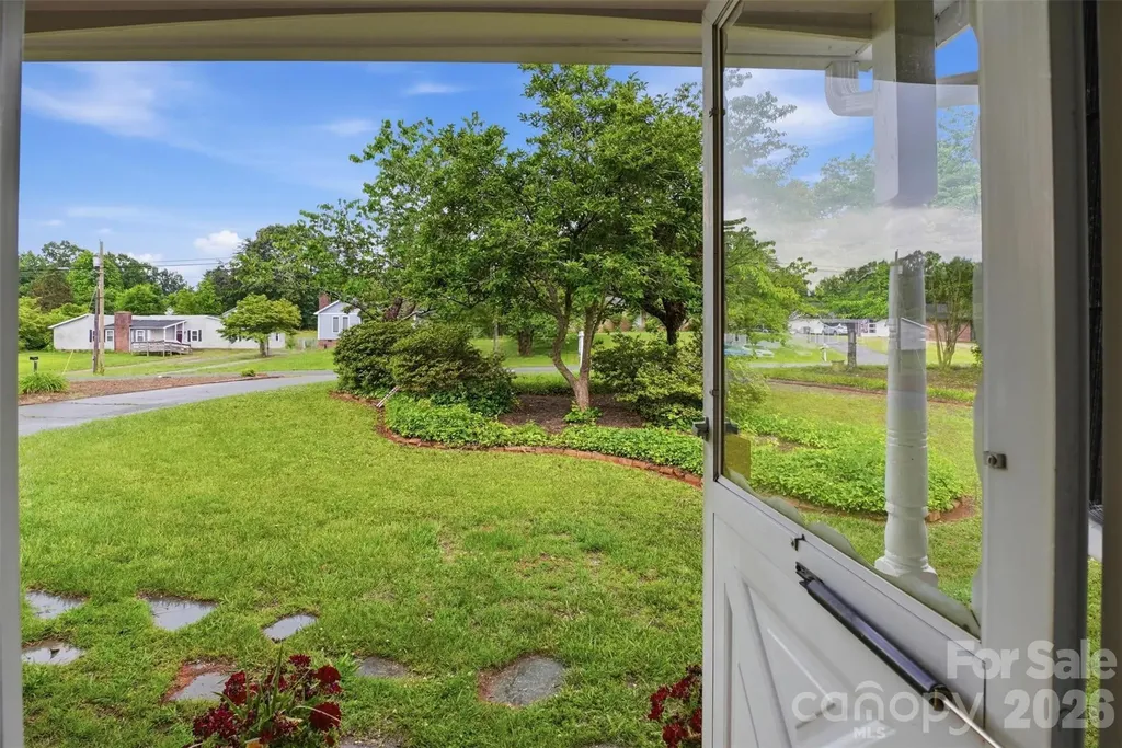 2848 Walter Drive NW Concord NC 28027