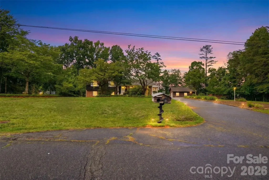 2848 Walter Drive NW Concord NC 28027