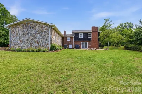 2848 Walter Drive NW Concord NC 28027