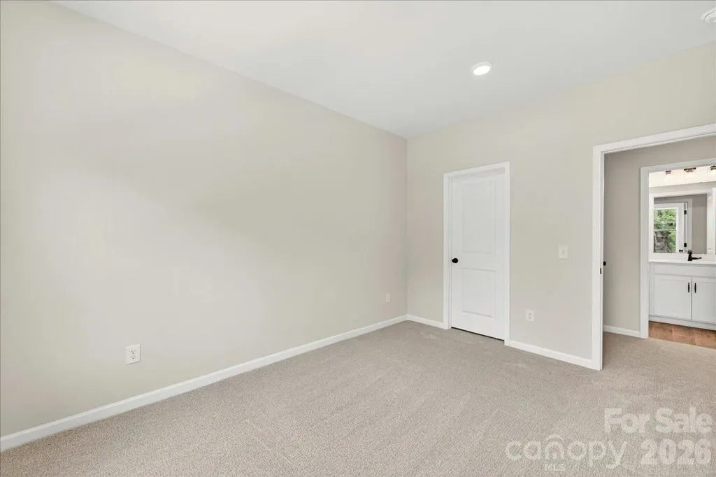 6319 Haller Street Charlotte NC 28227
