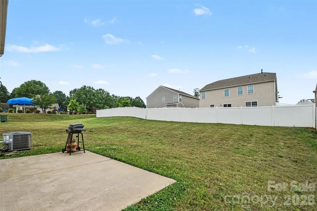 8515 Mansell Court Charlotte NC 28215
