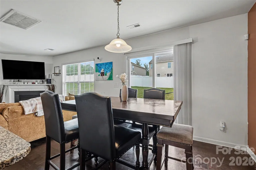 8515 Mansell Court Charlotte NC 28215