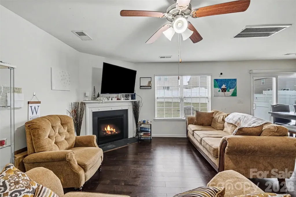 8515 Mansell Court Charlotte NC 28215