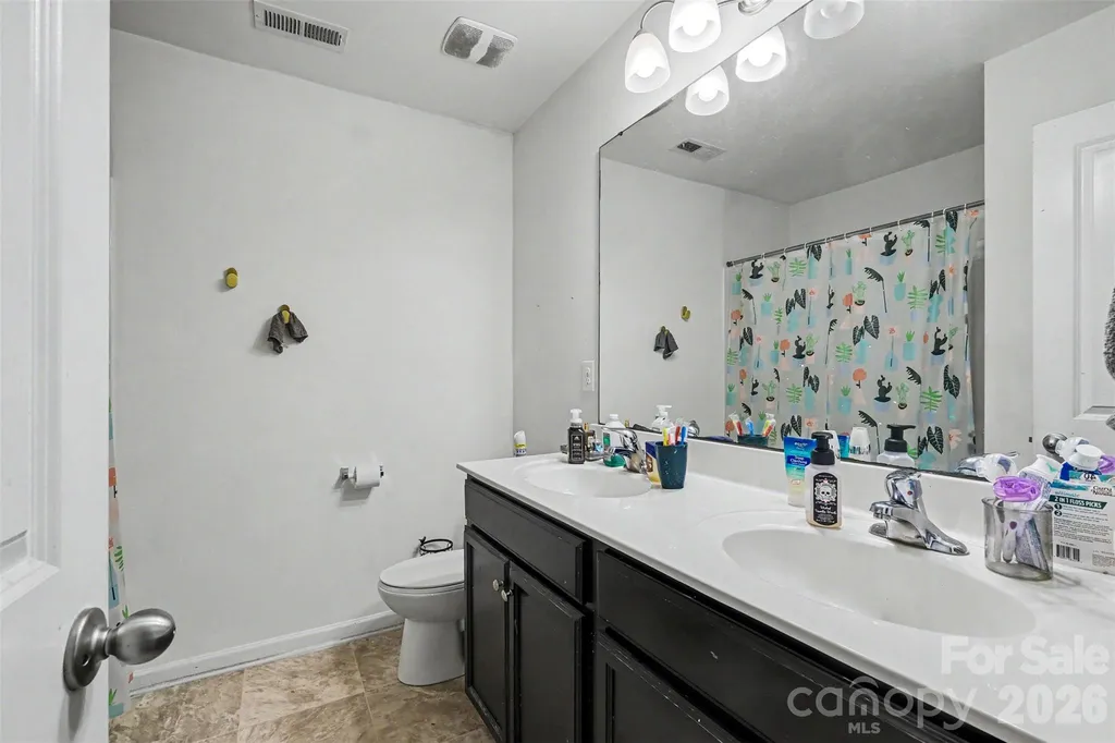8515 Mansell Court Charlotte NC 28215