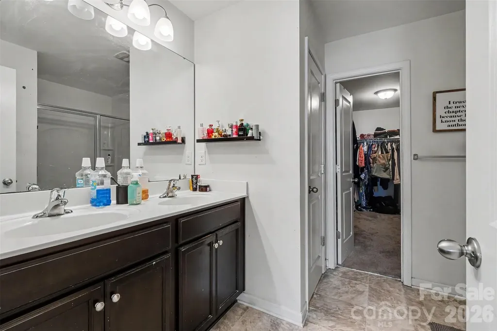 8515 Mansell Court Charlotte NC 28215