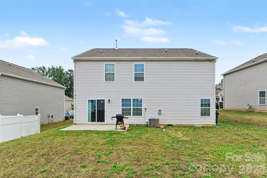 8515 Mansell Court Charlotte NC 28215