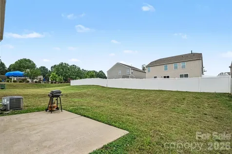 8515 Mansell Court Charlotte NC 28215