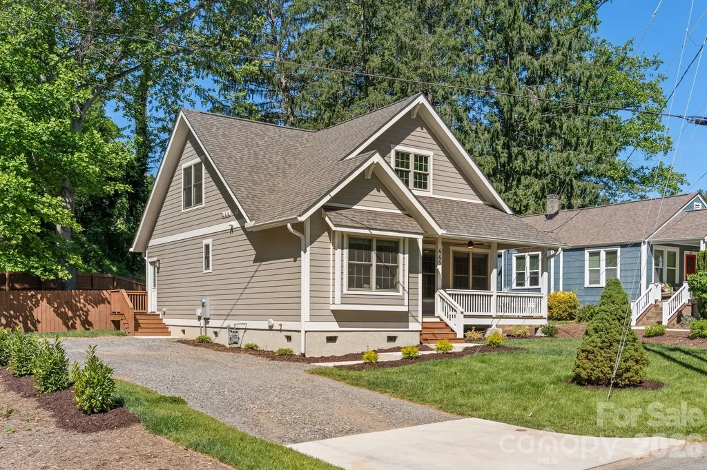445 Governors View Road Asheville NC 28805