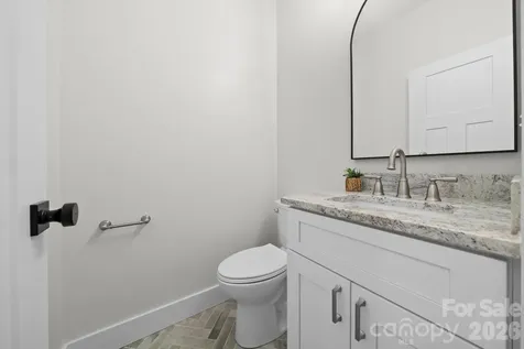 445 Governors View Road Asheville NC 28805