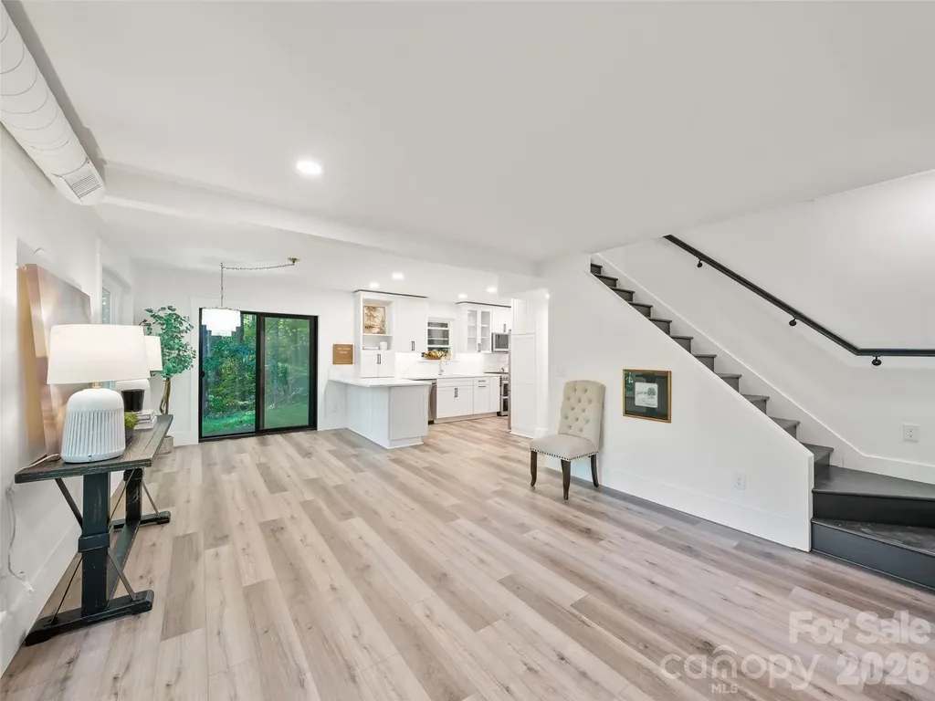 81 Summer Trees Lane Burnsville NC 28714