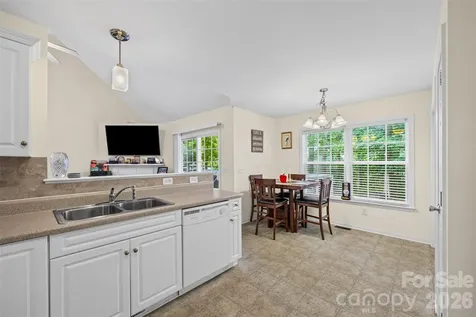 509 Kittiewake Lane Clover SC 29710